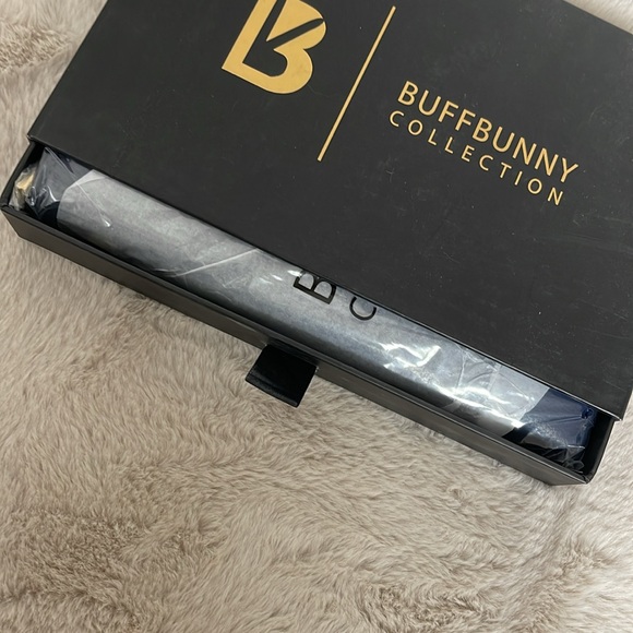 NWT Buffbunny Game Changer Wallet - Picture 8 of 10